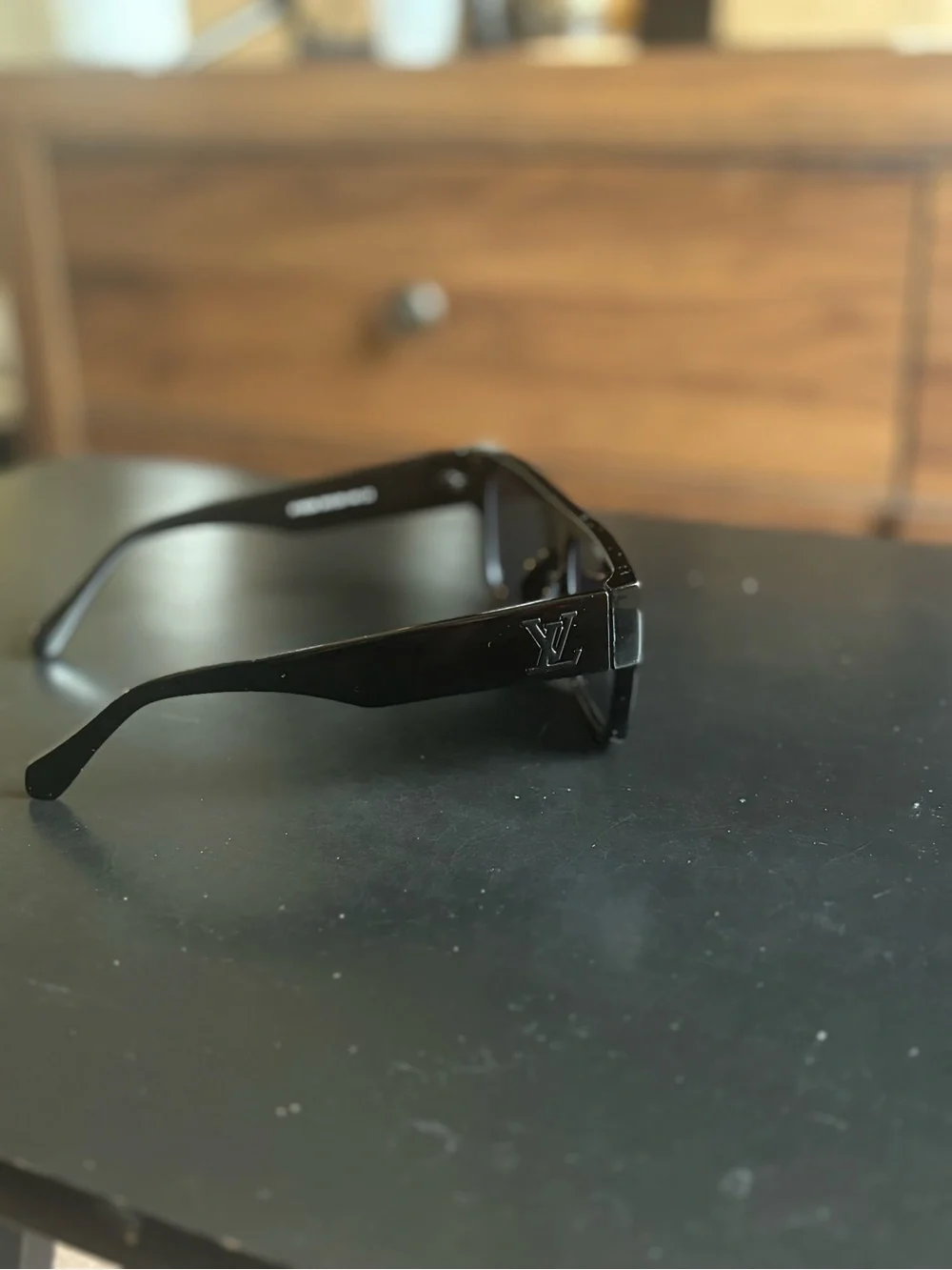 Louis Vuitton Clash Square Sunglasses – All Black